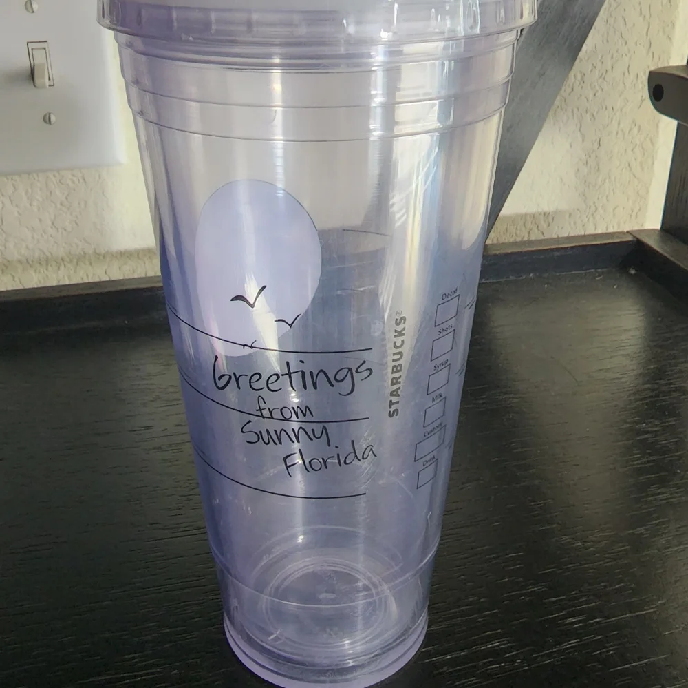 Starbucks cup‎
